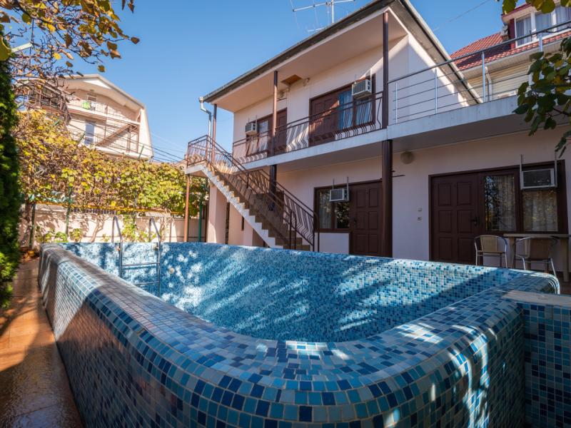 Lazur Guest House (ул. Лазурная)