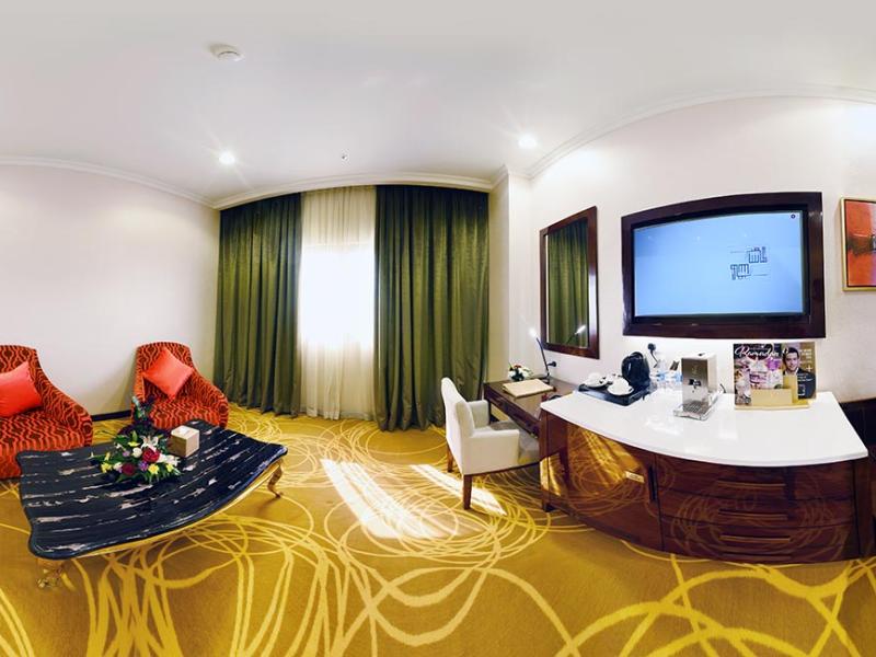 Pulse Al Jaddaf Hotel