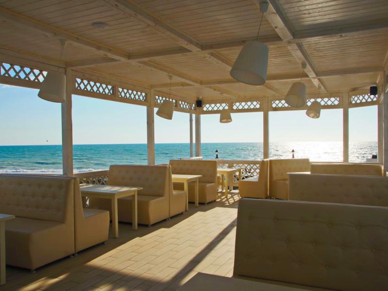 Paradise Beach Hotel