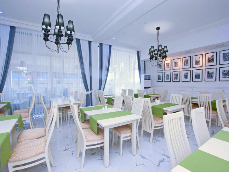 Paradise Beach Hotel