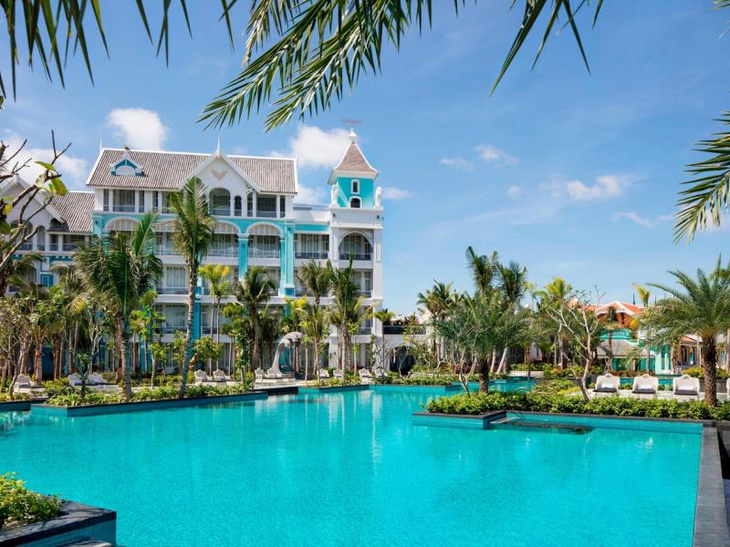 JW Marriott Phu Quoc Emerald Bay Resort & Spa
