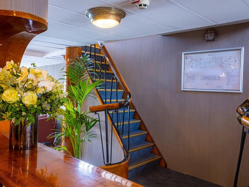 Grand Jules - Boat Hotel