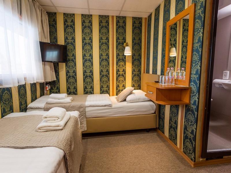 Grand Jules - Boat Hotel