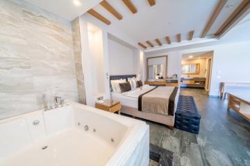 Отель Korumar Ephesus Beach & Spa Resort Турция, Кушадасы, фото 5