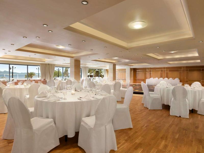Ramada Loutraki Poseidon Resort