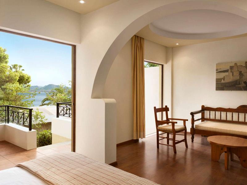 Ramada Loutraki Poseidon Resort
