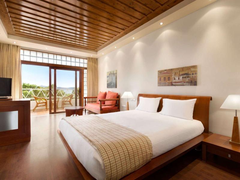 Ramada Loutraki Poseidon Resort