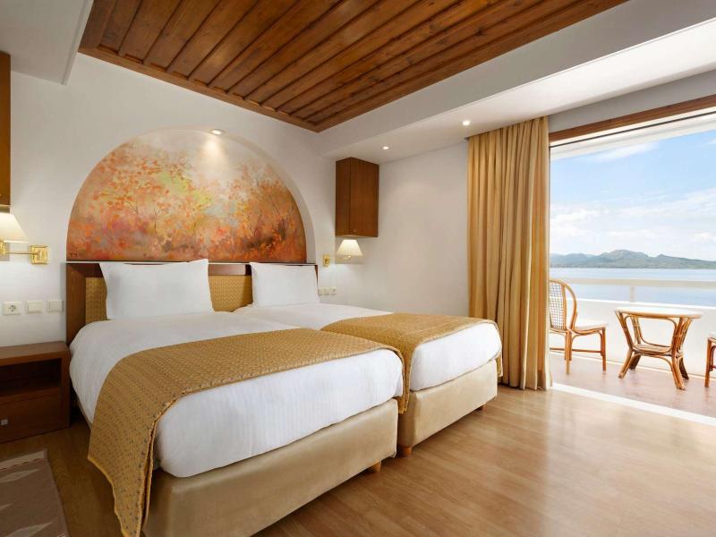 Ramada Loutraki Poseidon Resort