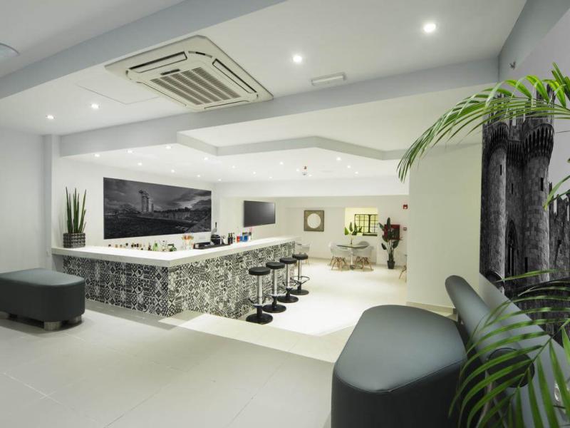 Elite Hotel