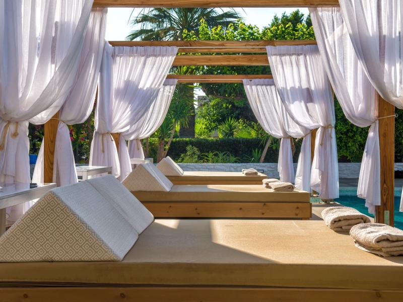 Paralos Lifestyle Beach