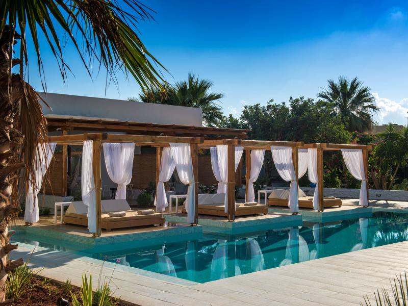 Paralos Lifestyle Beach