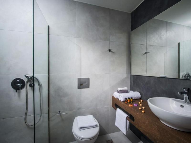 Paralos Lifestyle Beach