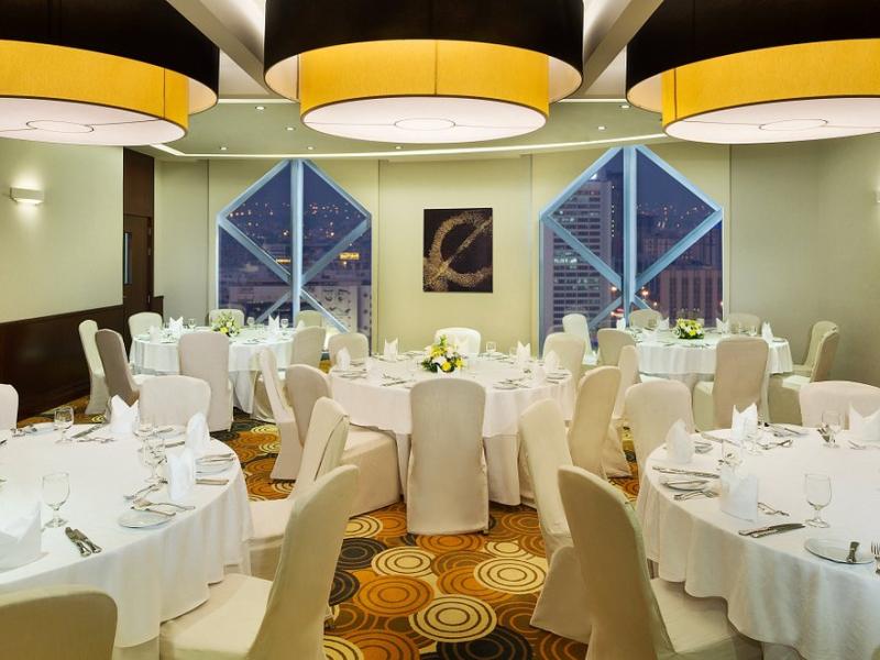 City Seasons Towers Hotel