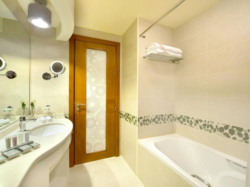 City Seasons Towers Hotel