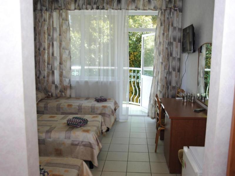 Отель Кристалл