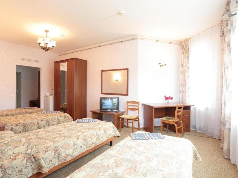 Отель Кристалл