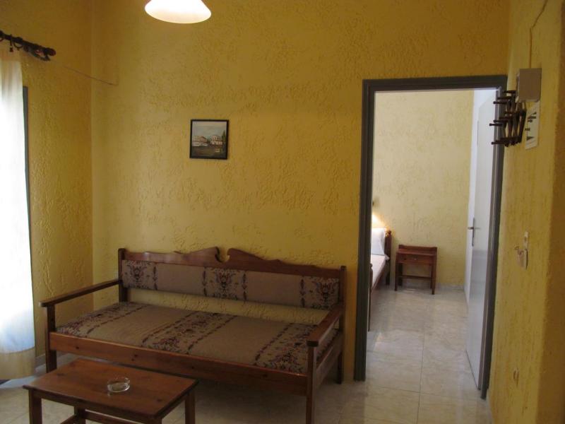 Aquarius Apartments & Studios