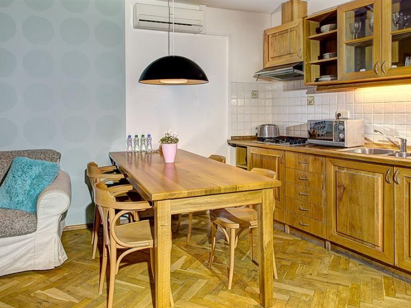 Kozna Suites