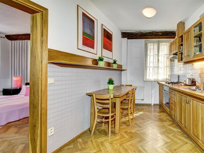 Kozna Suites