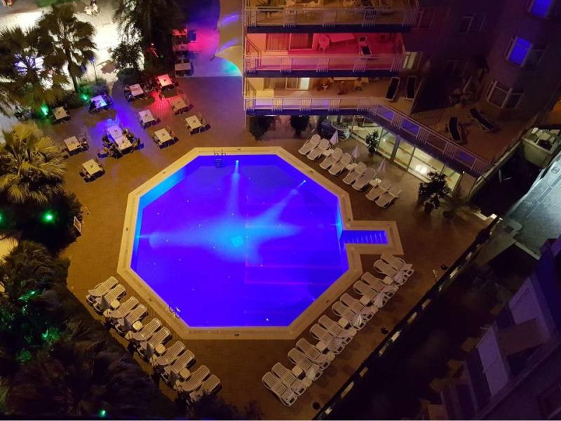 Carmen Suite Hotel