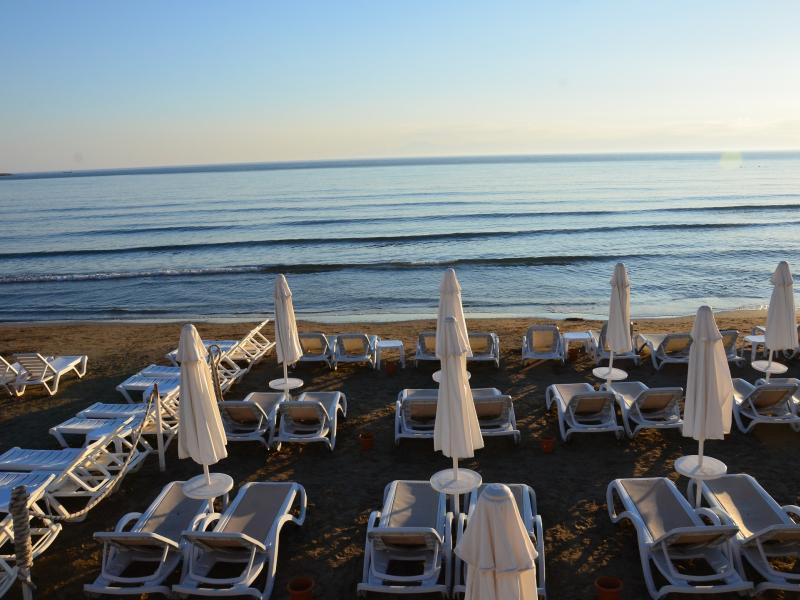 Elis Beach Hotel
