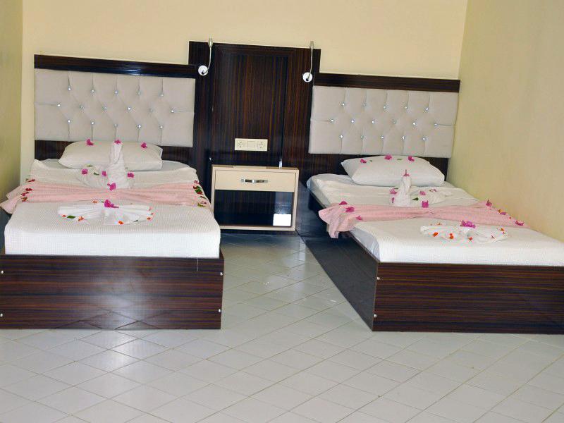 Side World Star Hotel