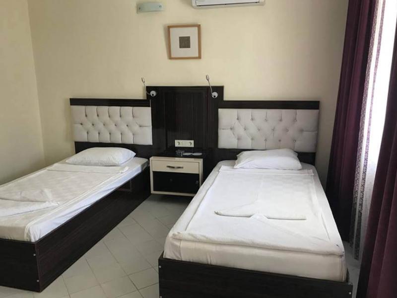 Side World Star Hotel