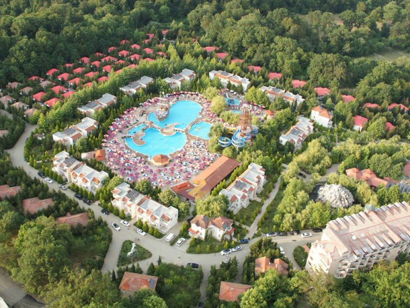 Atlant Holiday Village