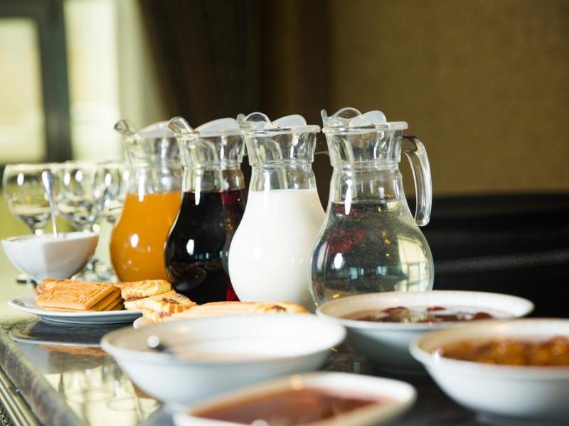 Regnum Hotel & Restaurant