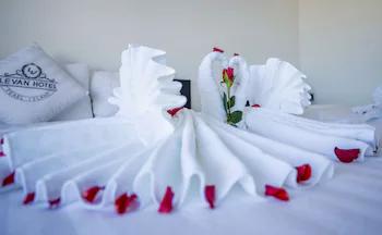 Levan Hotel