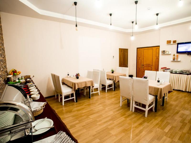 Central Baku Hotel