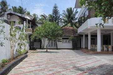 Отель Crescent Resort Шри-Ланка, Унаватуна, фото 1