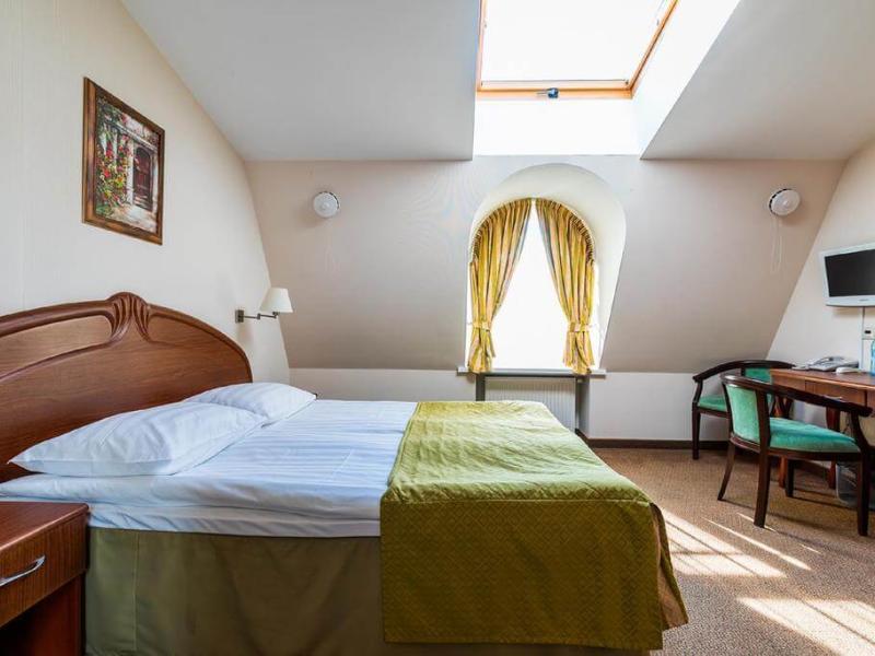 Cronwell Inn Стремянная