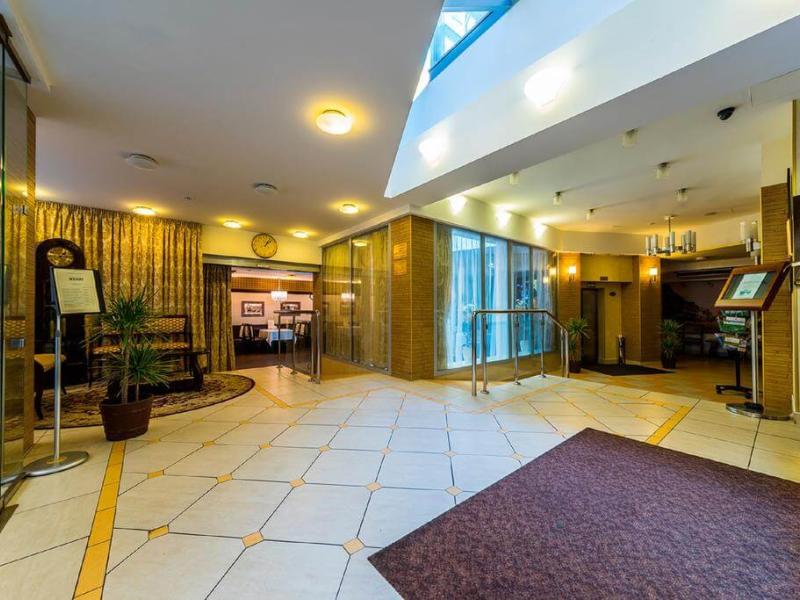 Cronwell Inn Стремянная