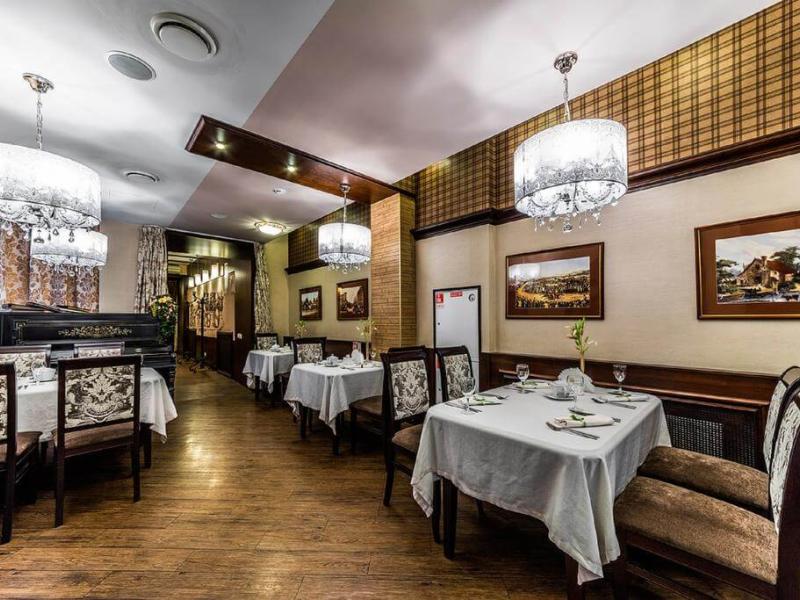 Cronwell Inn Стремянная