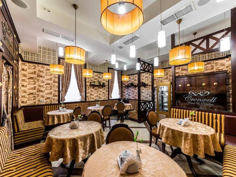 Cronwell Inn Стремянная