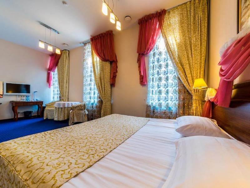 Cronwell Inn Стремянная