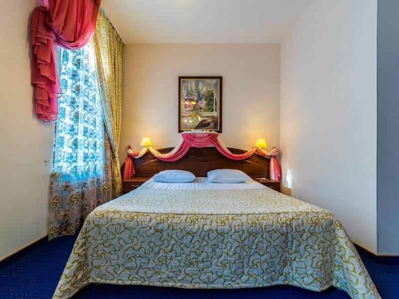 Cronwell Inn Стремянная