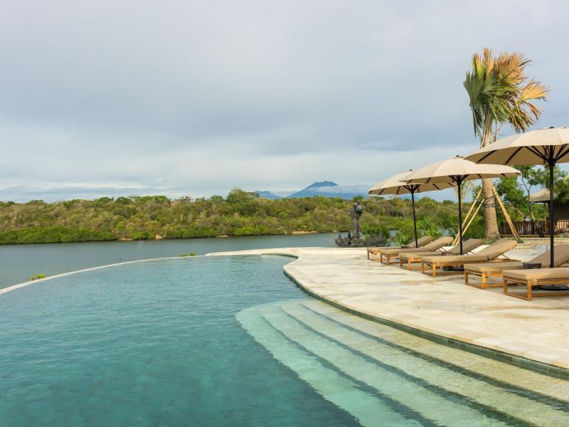 Menjangan Dynasty Resort Beach Glamping & Dive Centre