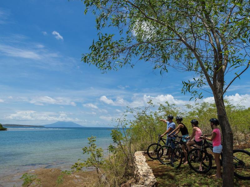 Menjangan Dynasty Resort Beach Glamping & Dive Centre