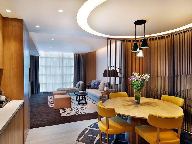DoubleTree by Hilton Dubai - Business Bay