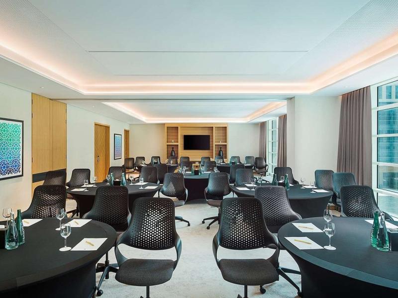 DoubleTree by Hilton Dubai - Business Bay