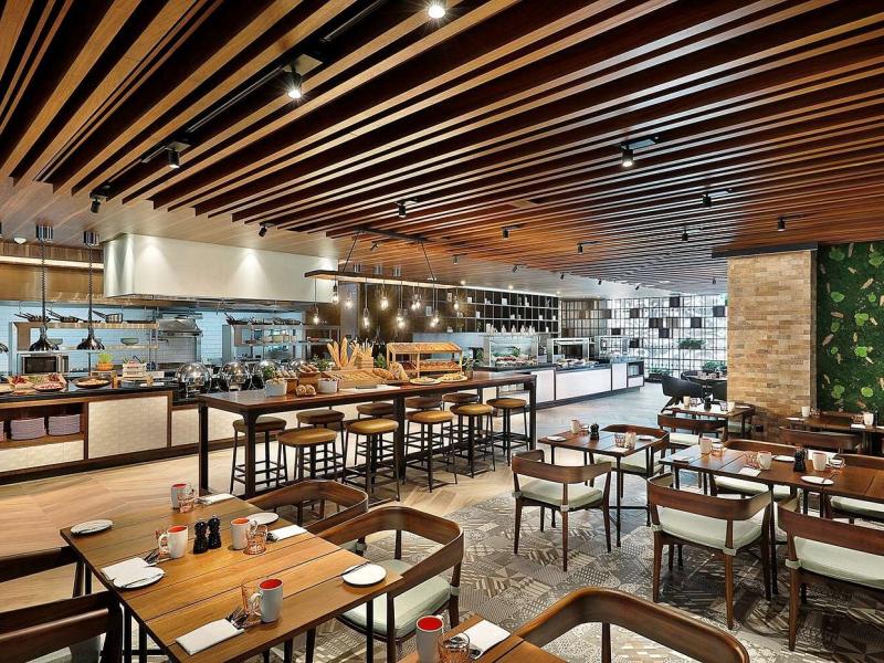 DoubleTree by Hilton Dubai - Business Bay