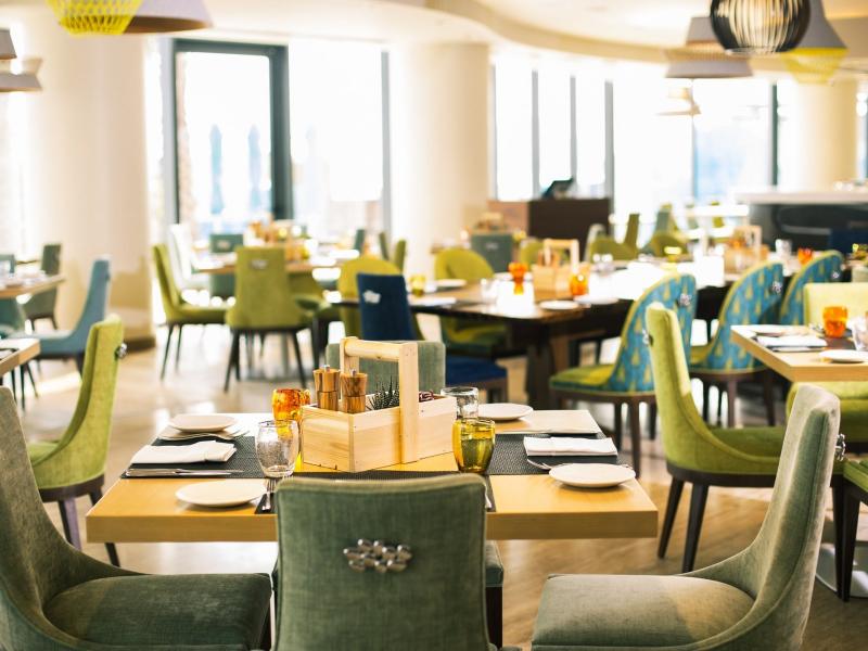 The Retreat Palm Dubai MGallery by Sofitel