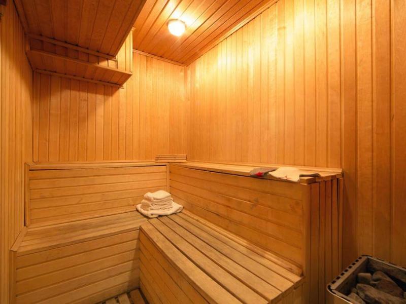 Moscow Holiday Hotel