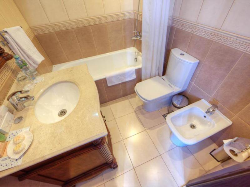 Moscow Holiday Hotel