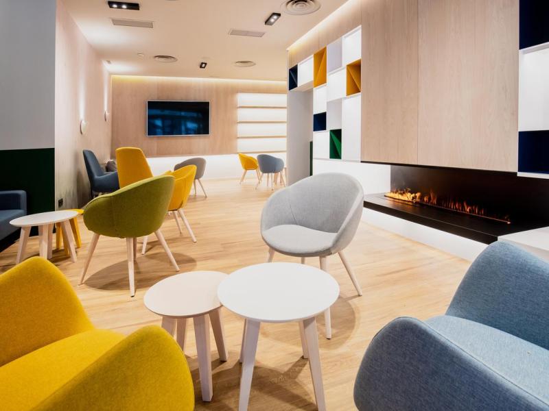 Holiday Inn