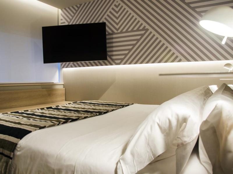 Holiday Inn