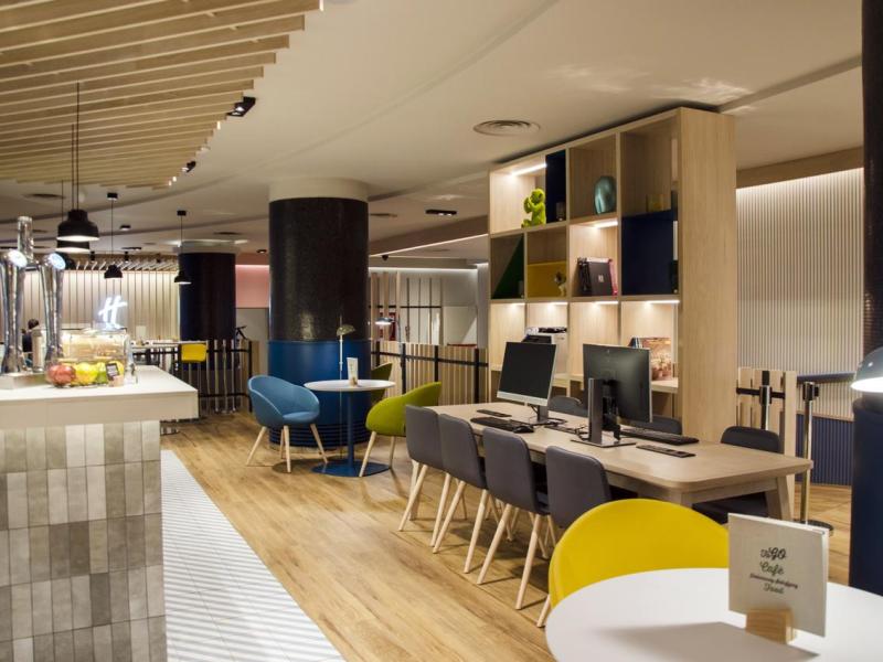Holiday Inn