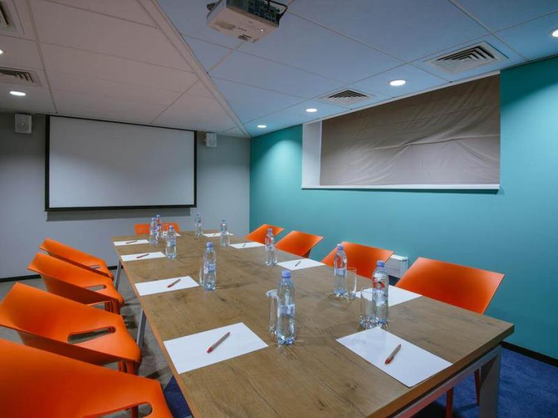 ibis Moscow Oktyabrskoye Pole